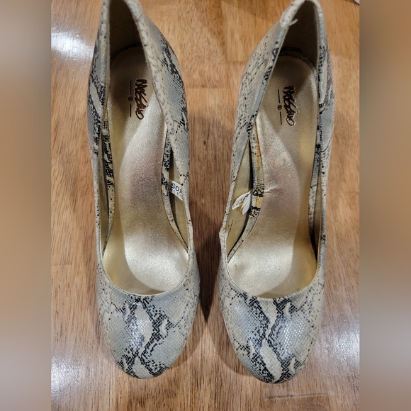 Women's heels - Picture 2 of 5